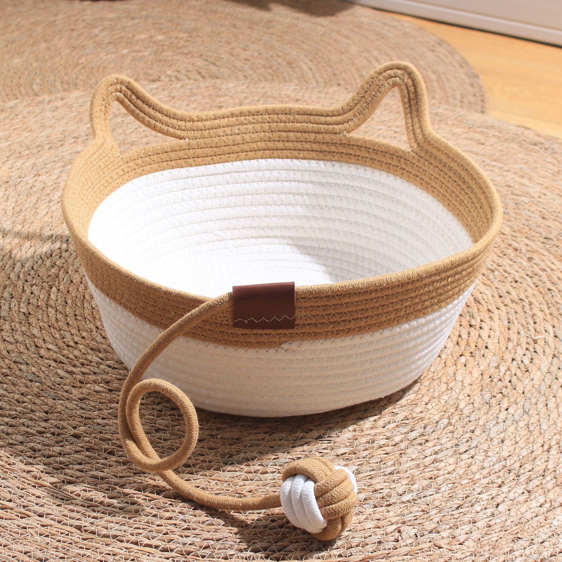 Rattan Pet Cat Nest with Scratching Board